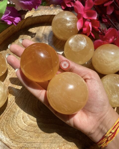 honey-calcite-sphere